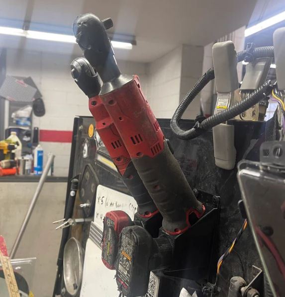 2-in-1 SNAP-ON 14.4V Tool + Battery Mount