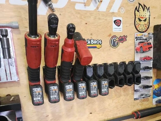 2-in-1 SNAP-ON 14.4V Tool + Battery Mount