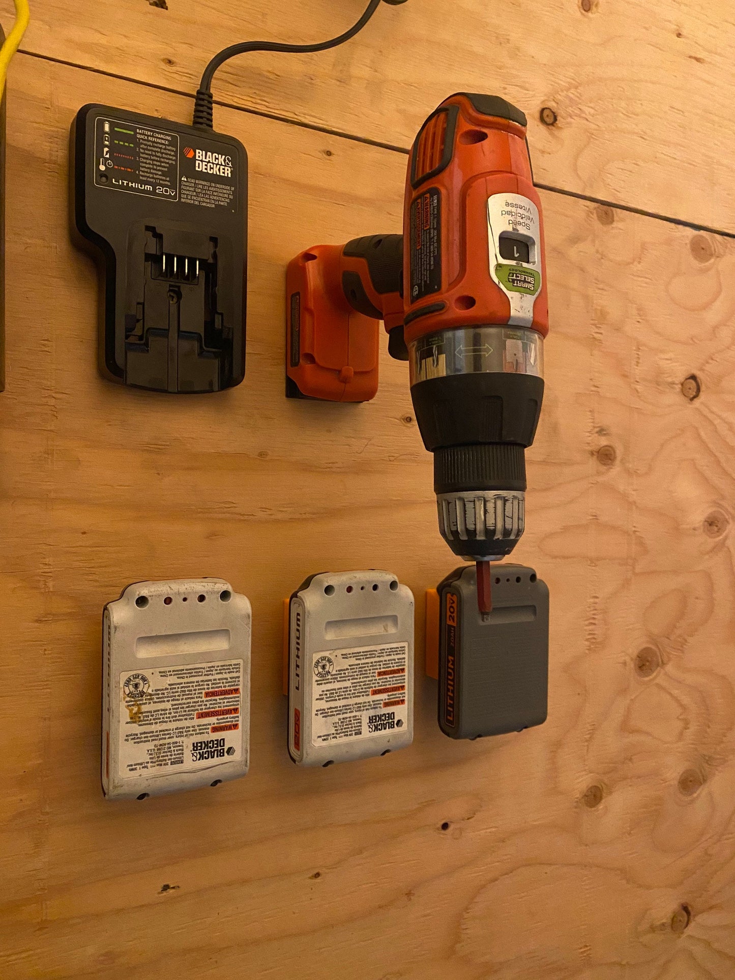 Black & Decker 20V Tool and Battery Mount