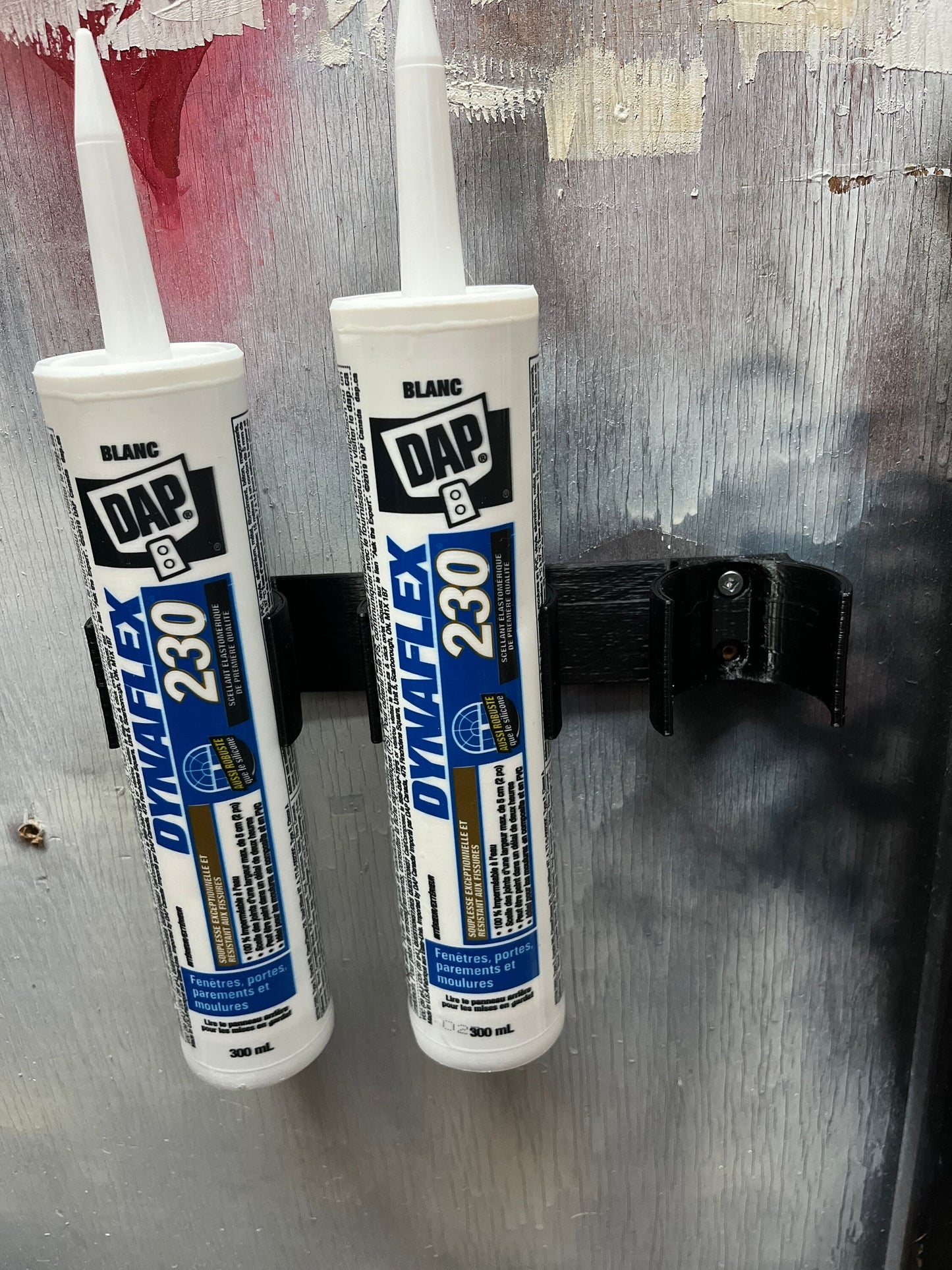 Triple Caulk Tube Mount